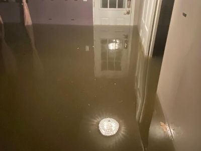 Flooded Basement Cleanup Chicago Il, What S The Best Flooring For A Basement That Floods